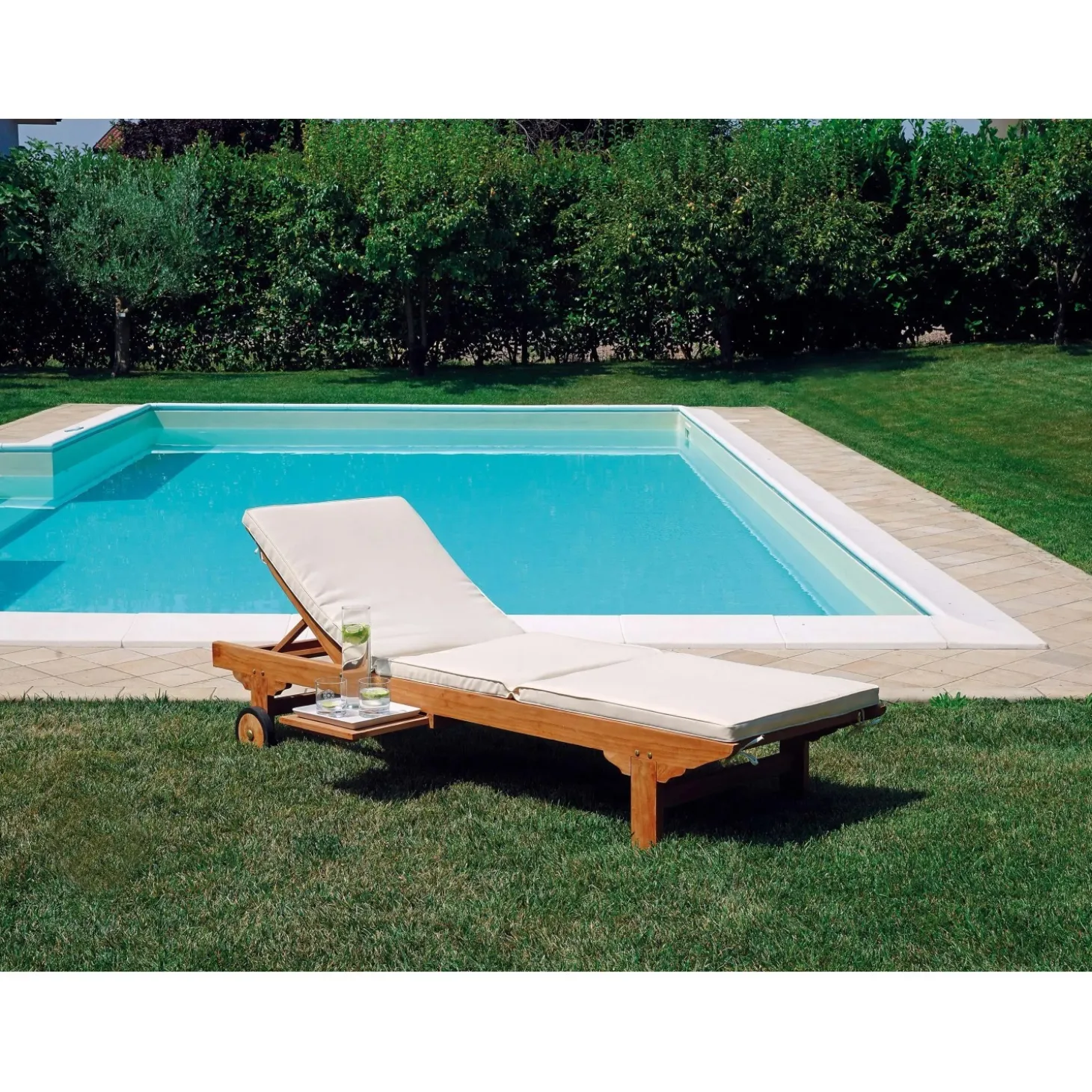 Lettino prendisole pieghevole in teak