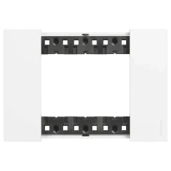 Placca 3 moduli in Tecnopolimero Bticino KA4803KW Living Now colore Bianco
