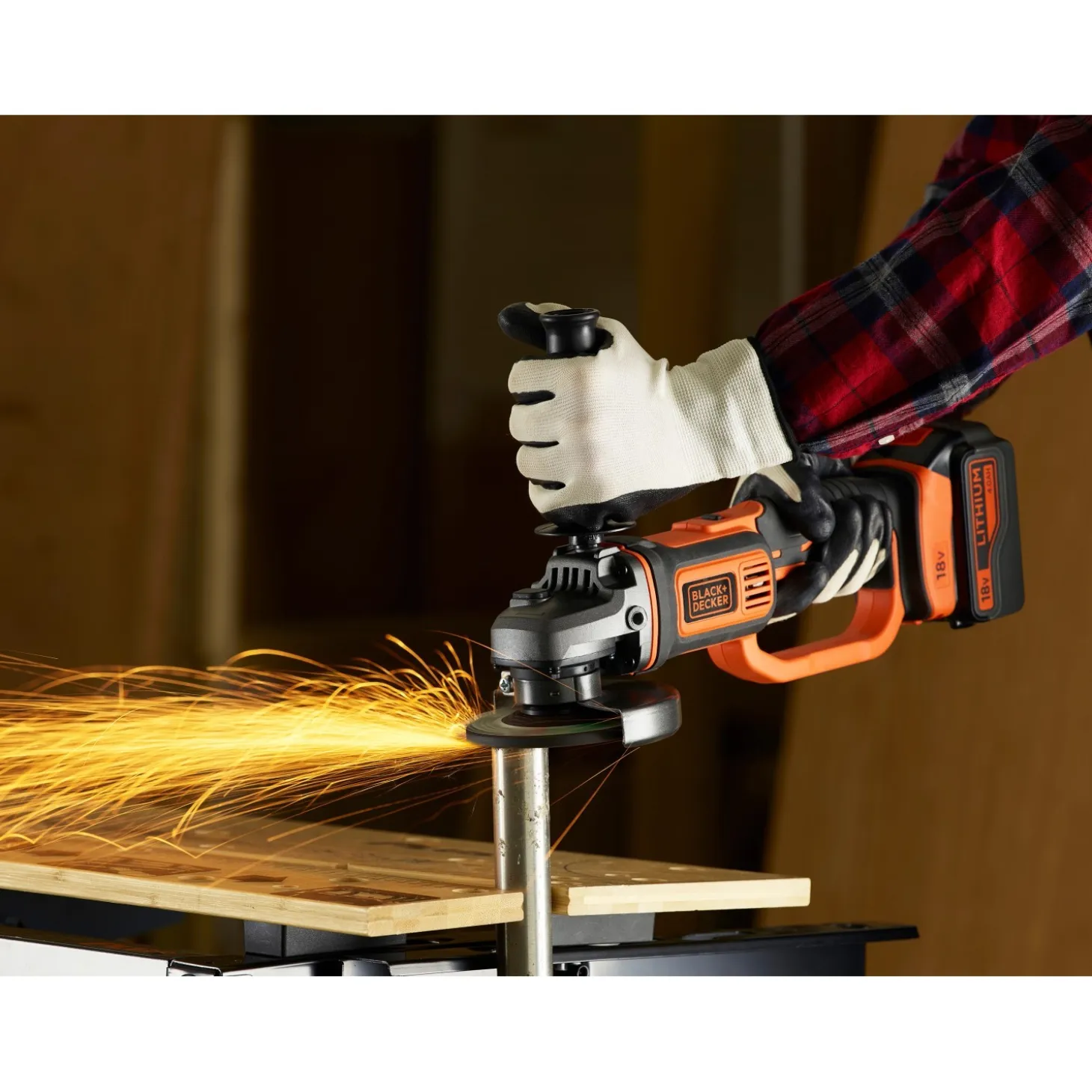 Smerigliatrice angolare Black&Decker BCG720M1 Ø 125 mm 18 V