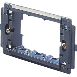 Supporto Gewiss 3 moduli per serie System Top