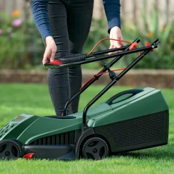 Tagliaerba elettrico EasyRotak 32-215 Bosch 1200W larghezza taglio Ø 32 cm