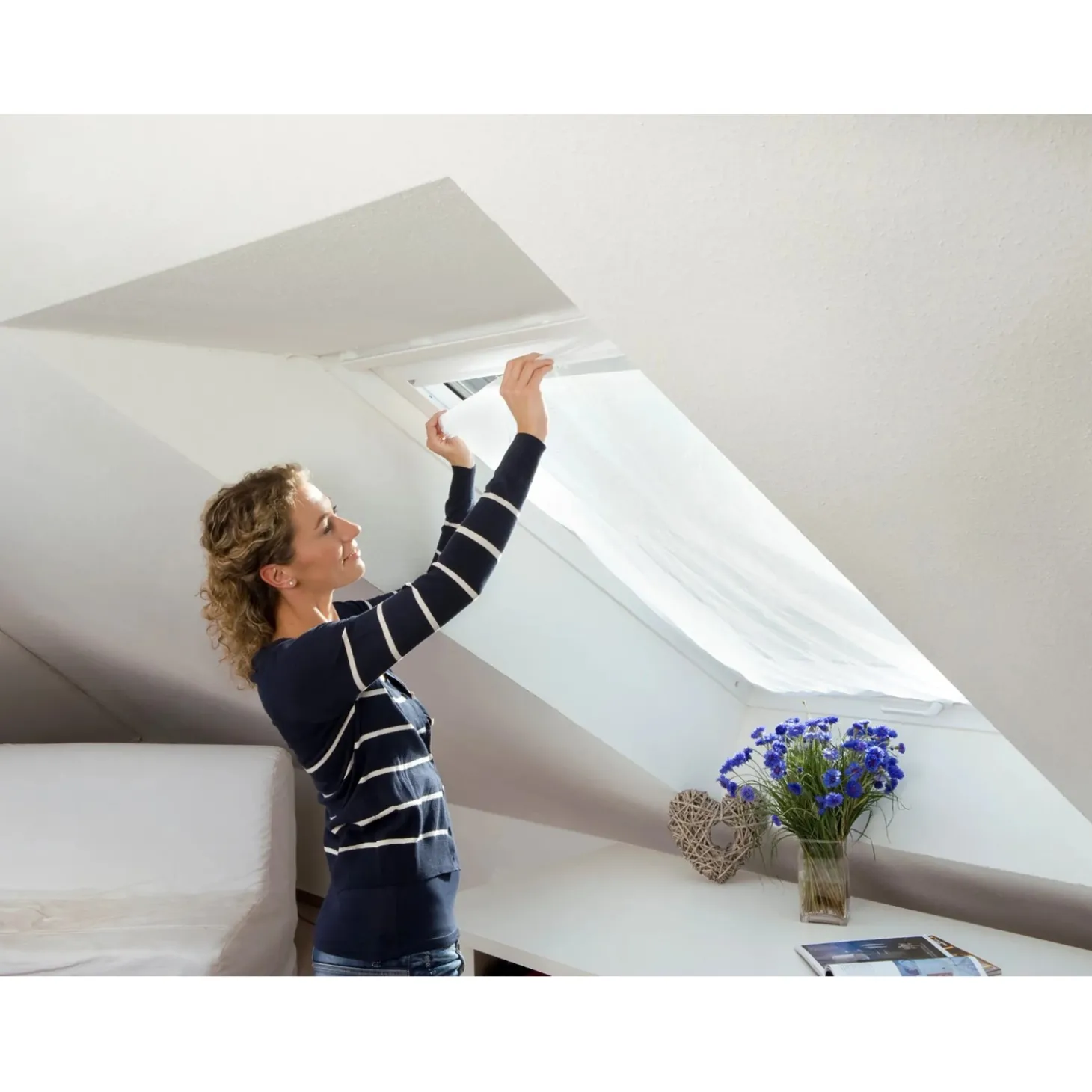Zanzariera lucernario Tesa Comfort 140x120 cm bianca